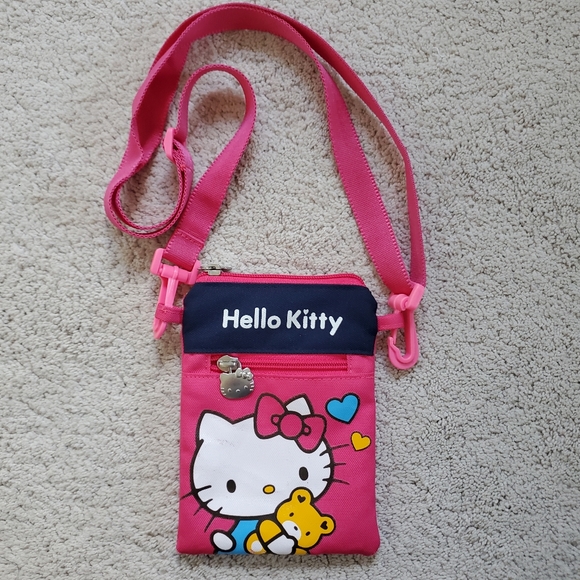 Sanrio Hello Kitty Crossbody Bag - Picture 1 of 10
